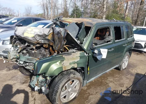 2008 Jeep Patriot Sport z USA, uszkodzony, nr VIN 1J8FT28W38D628735